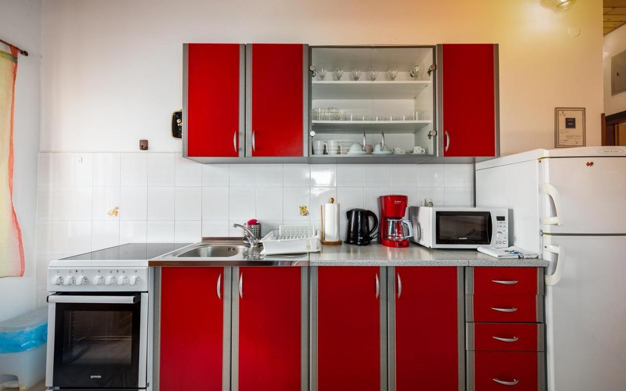 Apartmani Lido บาซานิยา ภายนอก รูปภาพ