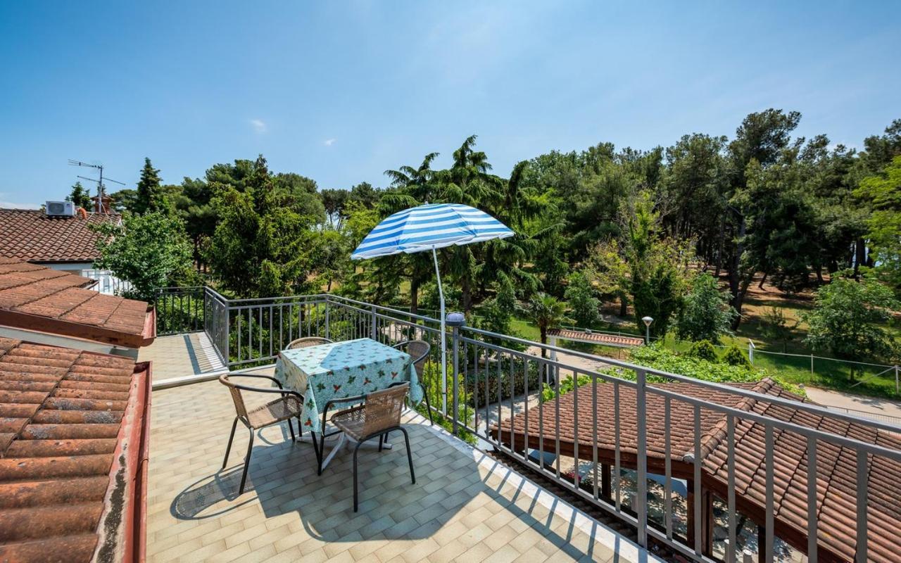 Apartmani Lido บาซานิยา ภายนอก รูปภาพ