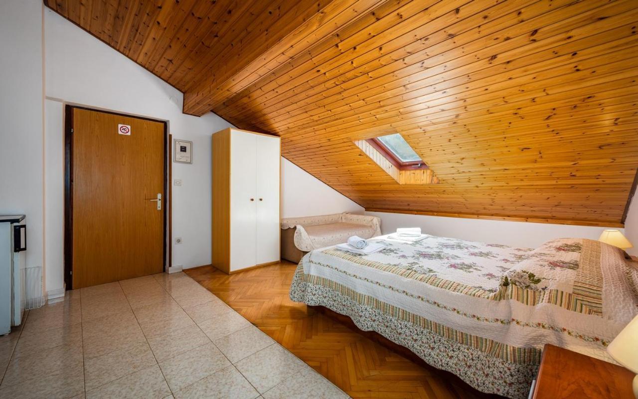 Apartmani Lido บาซานิยา ภายนอก รูปภาพ
